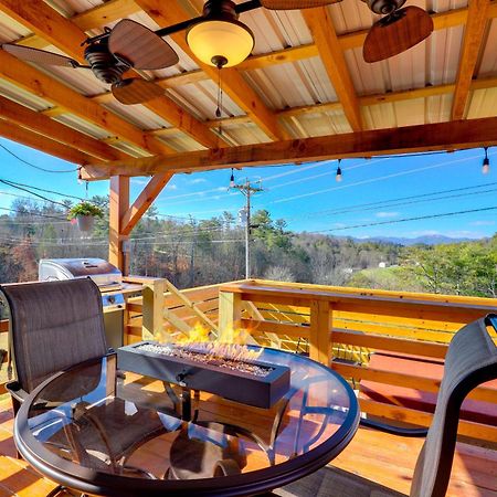Marshall Studio With Loft, Hot Tub And Views! 외부 사진